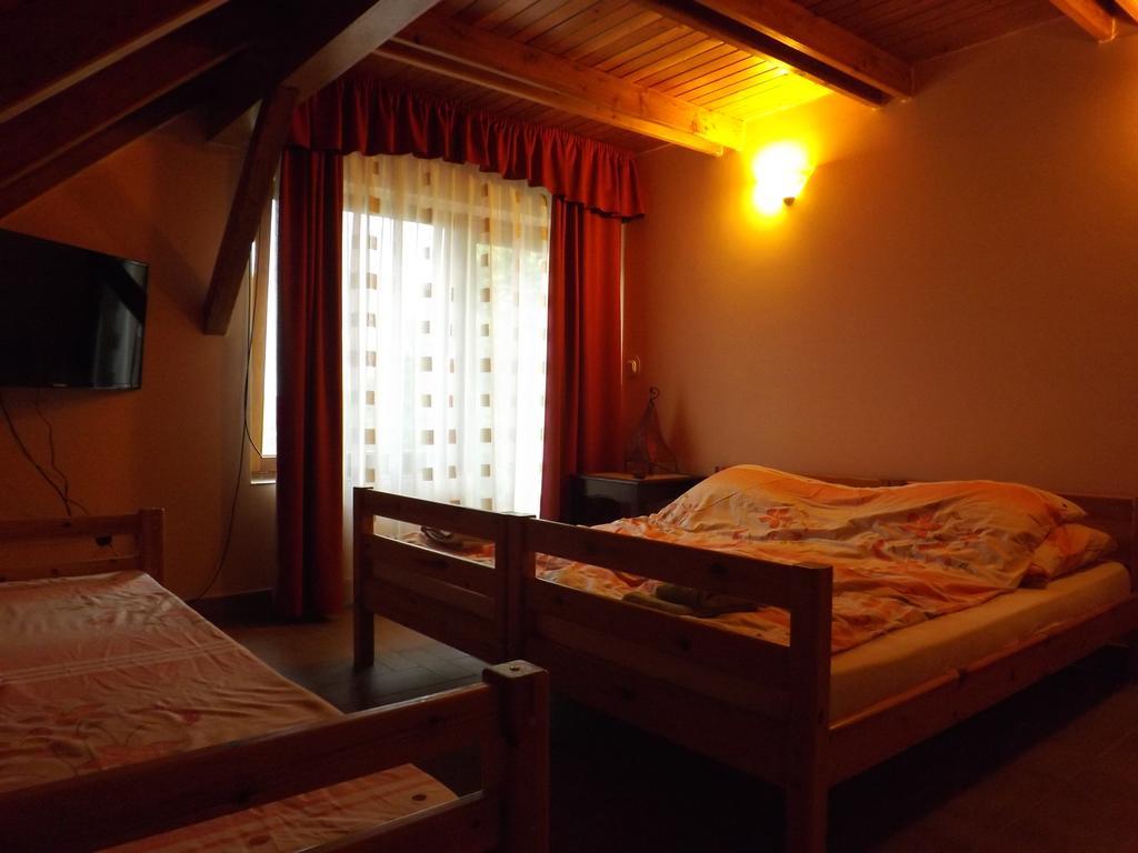 Napos Vendégház Győr Exterior foto