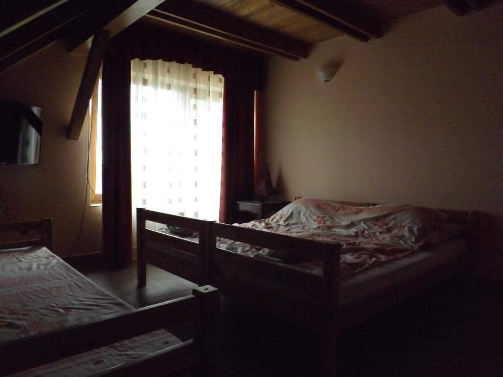 Napos Vendégház Győr Exterior foto